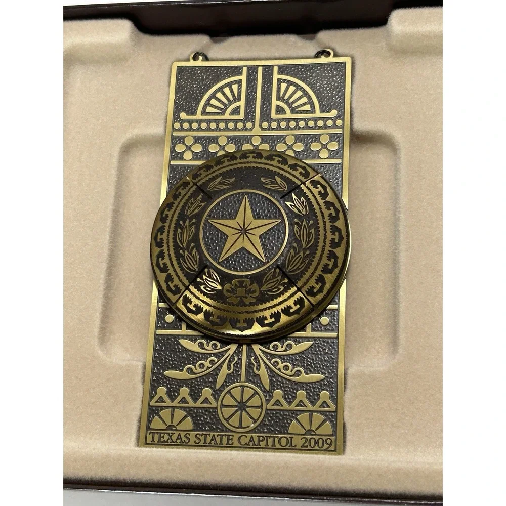 Texas State Capitol Ornament‎ 2009